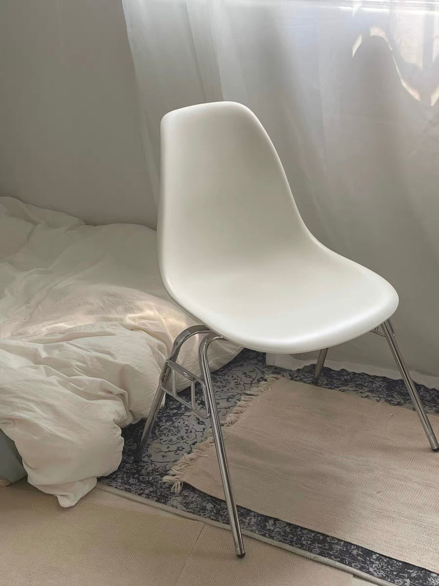 Eames Replica Shell Chair